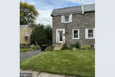724 Eggleston Circle, Sharon Hill, PA 19079 - Photo 1