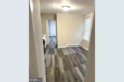 425 Highland Avenue, Chester, PA 19013 - Photo 6