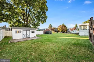 309 Printz Ave, Essington, PA 19029 - Photo 24