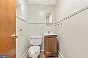 209 Rhodes Ave, Collingdale, PA 19023 - Photo 16