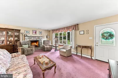 100 W Thompson Avenue, Springfield, PA 19064 - Photo 4
