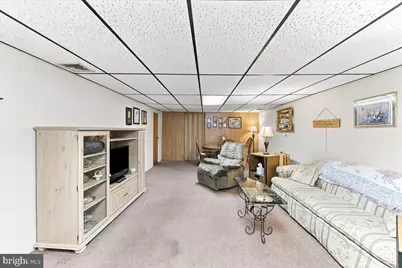 100 W Thompson Avenue, Springfield, PA 19064 - Photo 18