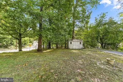 100 W Thompson Avenue, Springfield, PA 19064 - Photo 30