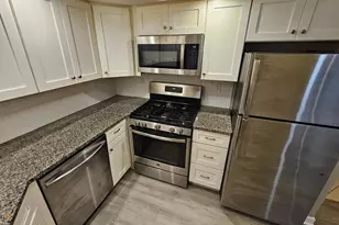 200 N Wayne Ave, Wayne, PA 19087 - Photo 2