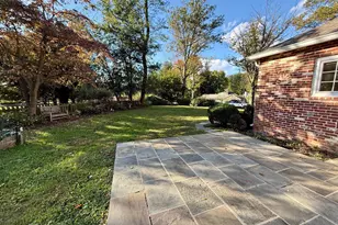 7 Hopeton Ln, Villanova, PA 19085 - Photo 2