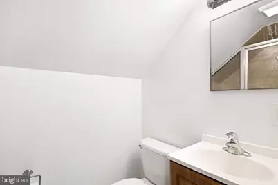 1 N Linden Avenue #2ND FLOOR, Upper Darby, PA 19082 - Photo 14