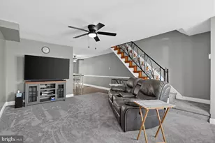 804 Hillcrest Dr, Glenolden, PA 19036 - Photo 6