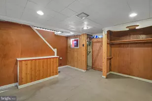 913 Maple Ave, Glenolden, PA 19036 - Photo 10