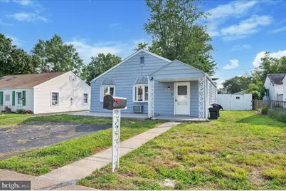 31 Scarlet Avenue, Aston, PA 19014 - Photo 2
