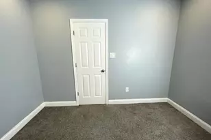 327 E 20th St, Chester, PA 19013 - Photo 28