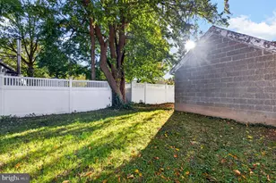 128 Eachus Ave, Bryn Mawr, PA 19010 - Photo 20