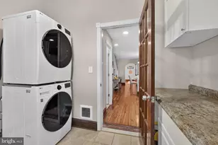 128 Eachus Ave, Bryn Mawr, PA 19010 - Photo 8