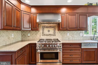 2741 Hillview Road, Broomall, PA 19008 - Photo 10
