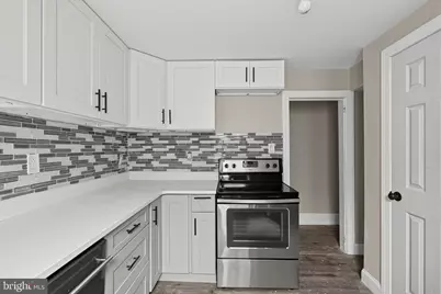13 Mill Street, Darby, PA 19023 - Photo 26
