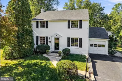 421 Briarwood Road, Wallingford, PA 19086 - Photo 2
