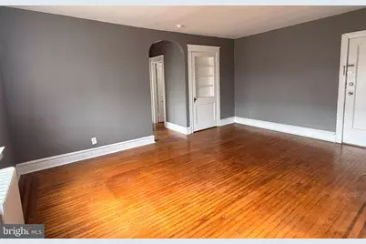 260 N Wycombe Avenue #305, Lansdowne, PA 19050 - Photo 2
