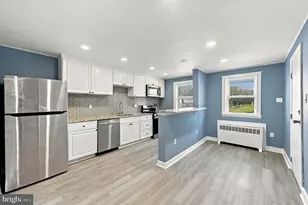 524 S 69th St, Upper Darby, PA 19082 - Photo 4