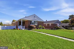 945 Springhaven Rd, Springfield, PA 19064 - Photo 1