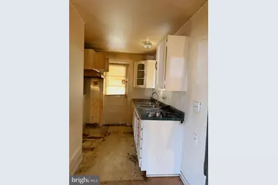 1129 Woodland Avenue, Sharon Hill, PA 19079 - Photo 8