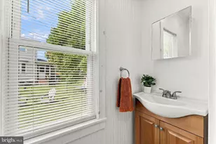 12 W Park Rd, Havertown, PA 19083 - Photo 8