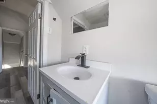 565 Chester Pike, Prospect Park, PA 19076 - Photo 10