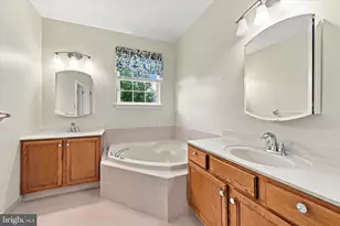2102 White Fox Way, Glen Mills, PA 19342 - Photo 20