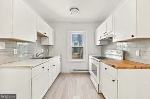 226 E 23rd St, Chester, PA 19013 - Photo 2