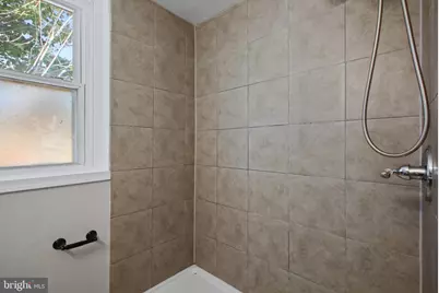 1370 Wycombe Avenue, Darby, PA 19023 - Photo 22