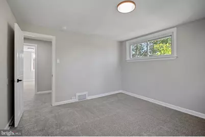 1370 Wycombe Avenue, Darby, PA 19023 - Photo 14