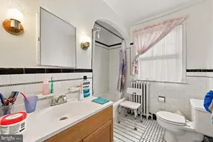 604 S Oak Ln S, Secane, PA 19018 - Photo 10