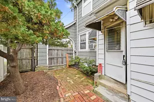 604 S Oak Ln S, Secane, PA 19018 - Photo 18