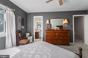 17 Oakmont Pl, Media, PA 19063 - Photo 12