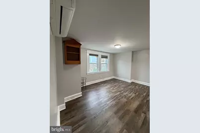 610 W Lancaster Avenue, Bryn Mawr, PA 19010 - Photo 2