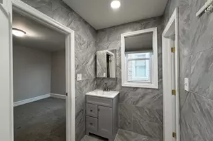 610 W Lancaster Ave, Bryn Mawr, PA 19010 - Photo 4