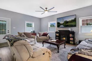 321 E Jefferson St, Media, PA 19063 - Photo 4