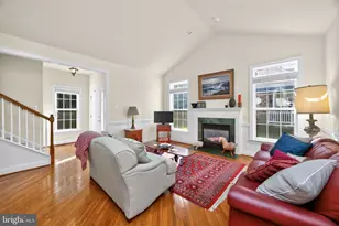 208 Half Mile Post S, Garnet Valley, PA 19060 - Photo 6