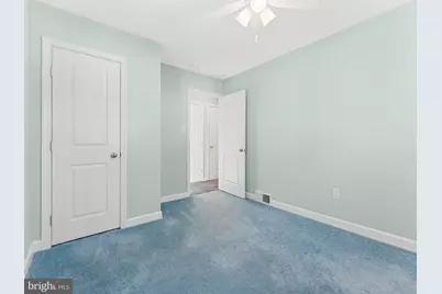 410 Edgewood Avenue, Folsom, PA 19033 - Photo 18