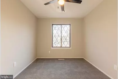 5200 Hilltop Drive #AA7, Brookhaven, PA 19015 - Photo 18