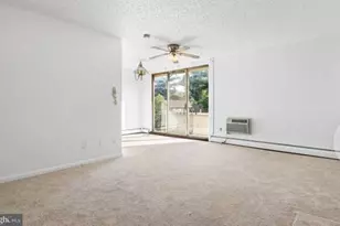 100 E Glenolden Ave E, Glenolden, PA 19036 - Photo 4