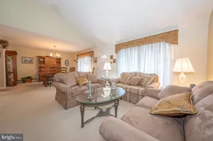 7 Lincoln Ln, Broomall, PA 19008 - Photo 8