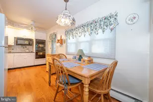 7 Lincoln Ln, Broomall, PA 19008 - Photo 12