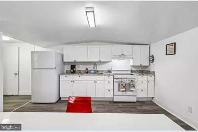 2 W 2nd Street #2, Marcus Hook, PA 19061 - Photo 4