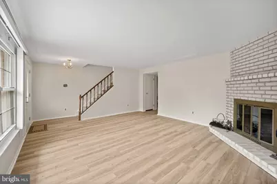 304 Crescent Hill Drive, Havertown, PA 19083 - Photo 4