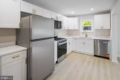 832 Taylor Drive, Folcroft, PA 19032 - Photo 6
