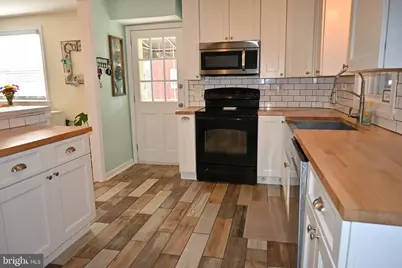 1012 Edgewood Drive, Springfield, PA 19064 - Photo 12