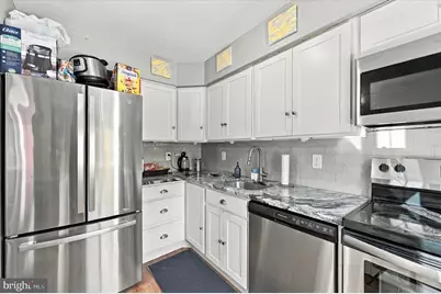 1 Lawrence Road #J2B, Broomall, PA 19008 - Photo 8