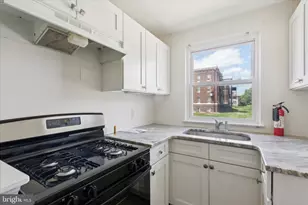 248 N Wycombe Ave, Lansdowne, PA 19050 - Photo 8