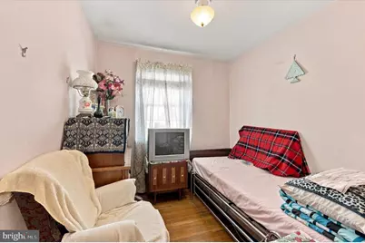 7281 Glenthorne Road, Upper Darby, PA 19082 - Photo 12