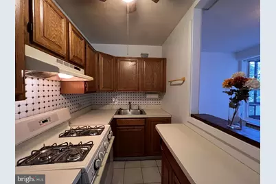80 W Baltimore Avenue #C208, Lansdowne, PA 19050 - Photo 6