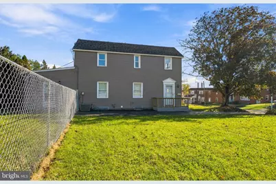 319 Sloan Street, Crum Lynne, PA 19022 - Photo 4